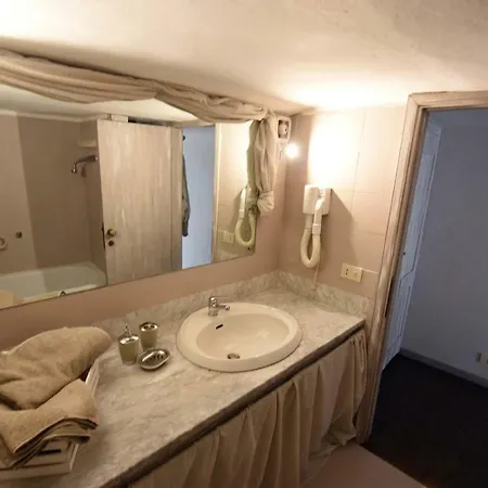 Elena Apartment